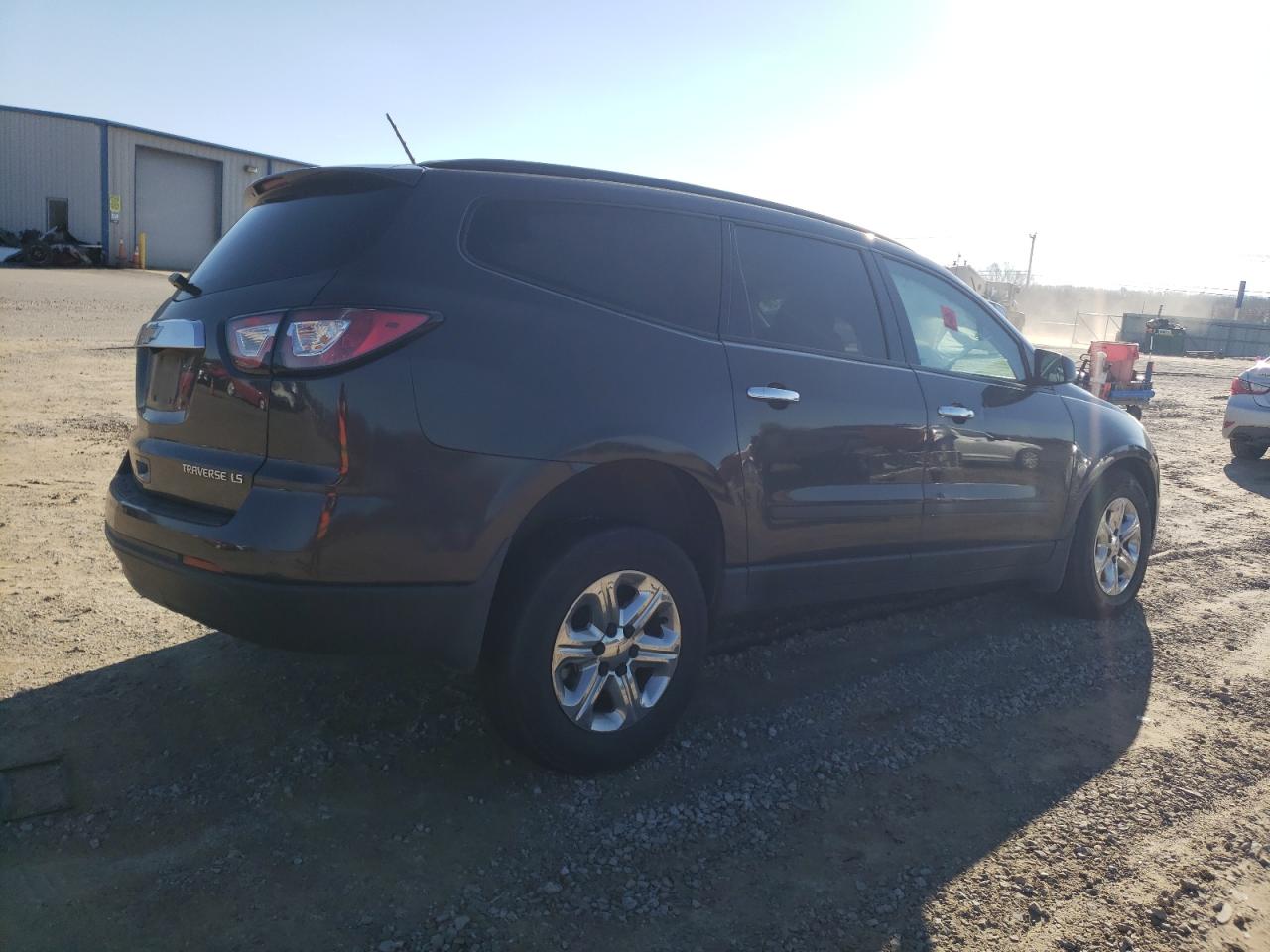 2015 Chevrolet Traverse - Image 3
