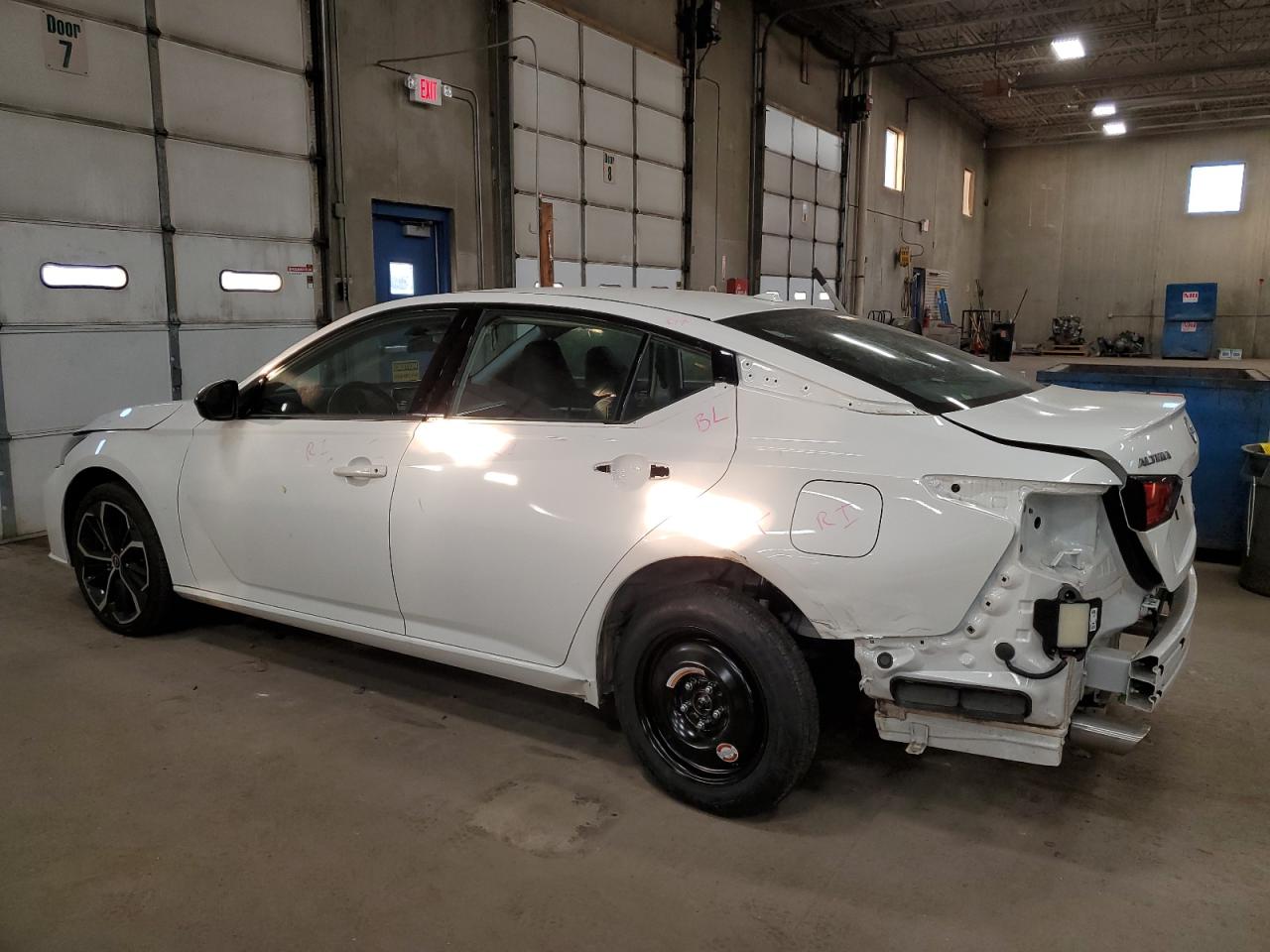 2024 Nissan Altima - Image 2