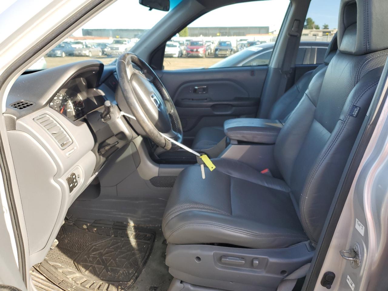 2004 Honda Pilot - Image 7