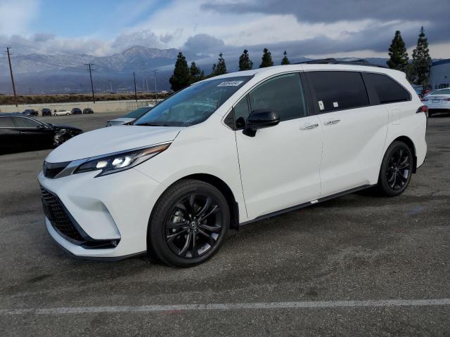 2023 Toyota Sienna Xse