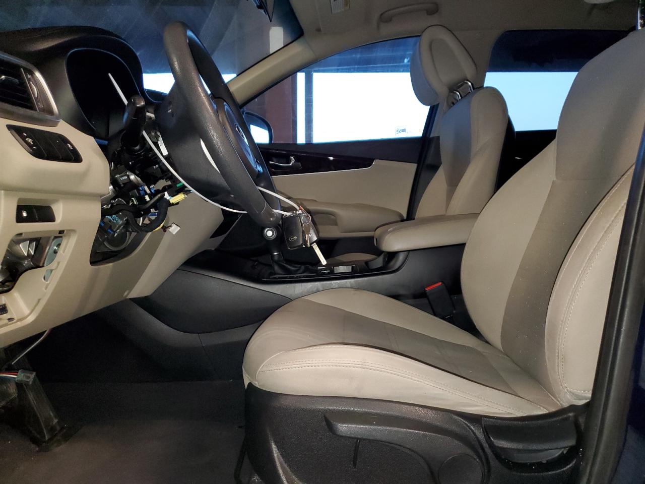 2017 Kia Sorento - Image 7