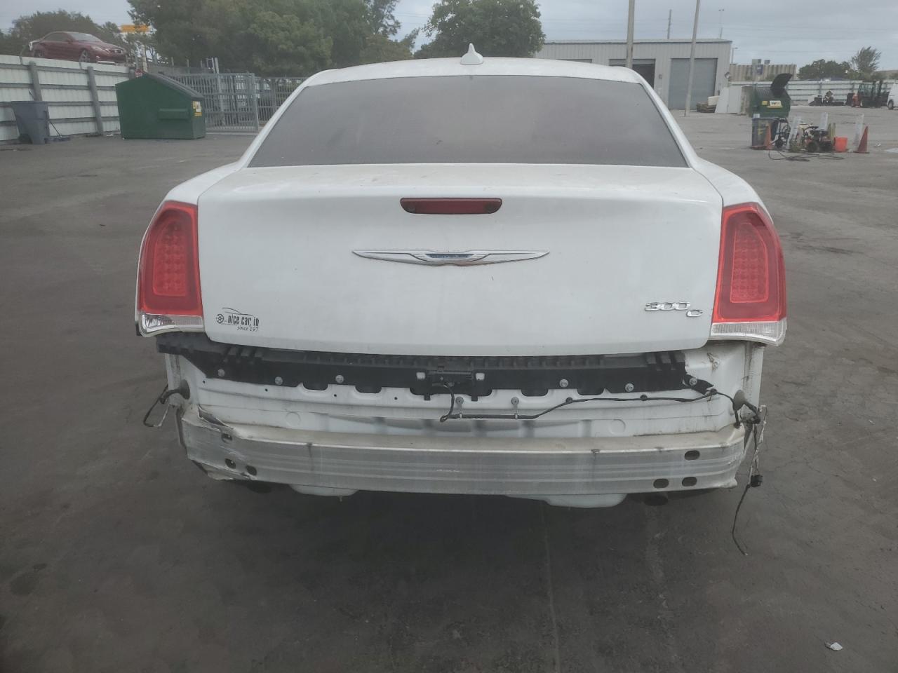 VIN 2C3CCAEG5HH571155 2017 CHRYSLER 300 no.6