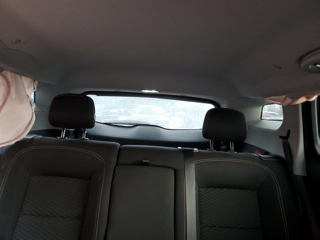 2020 GMC Terrain - Image 10