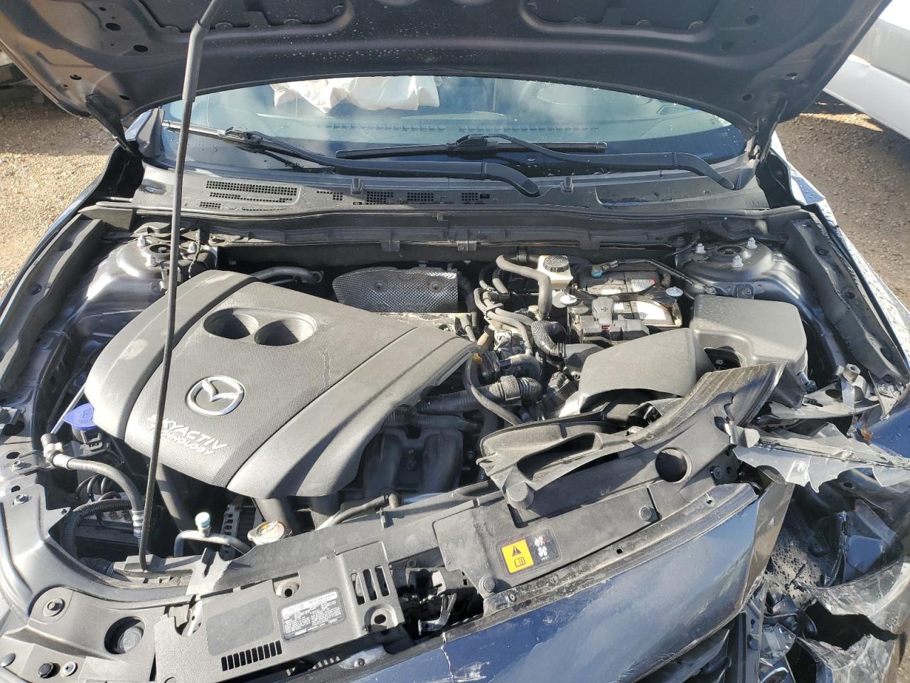 2014 Mazda 3 - Image 11