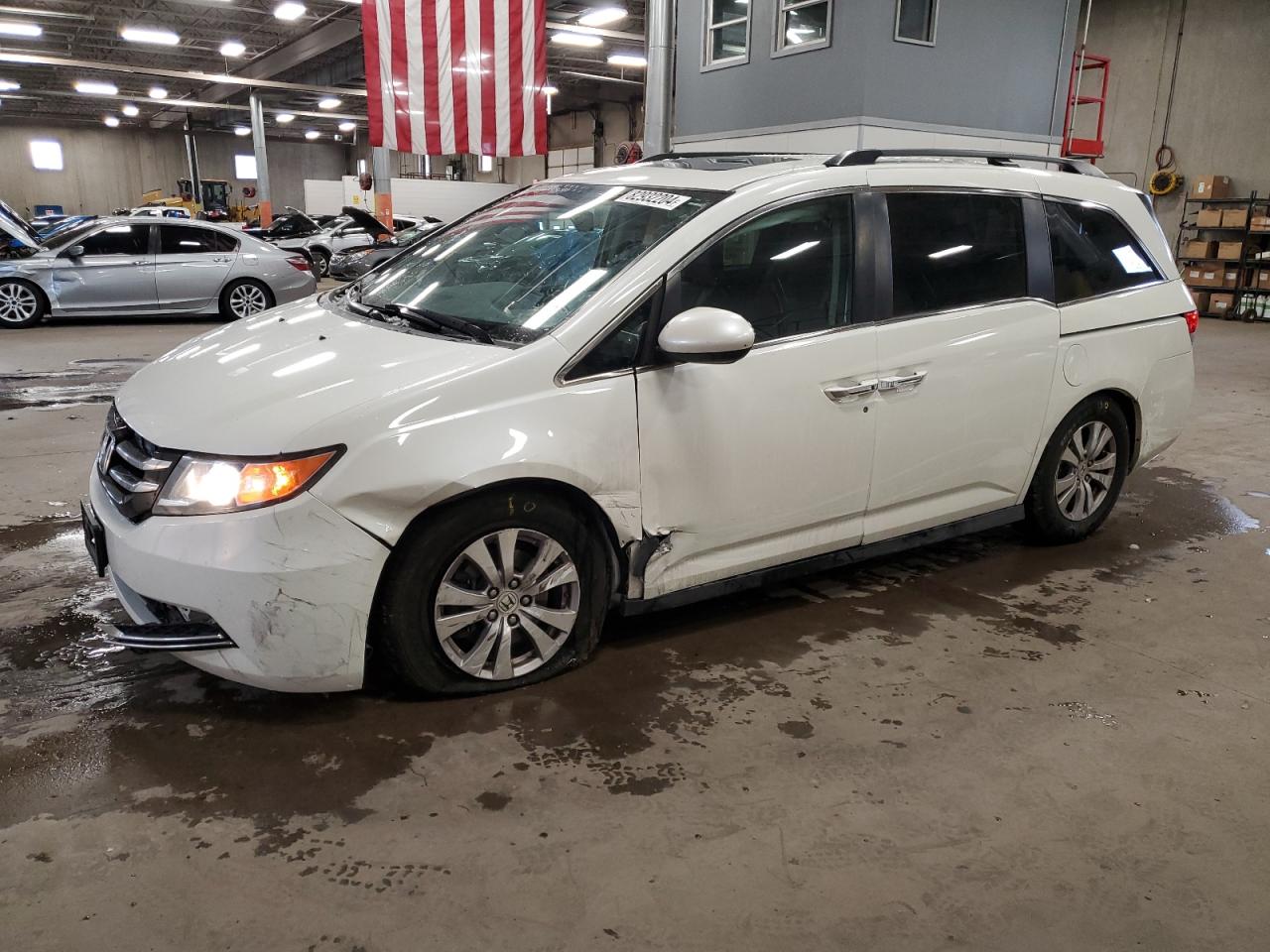 2016 Honda Odyssey - Image 1