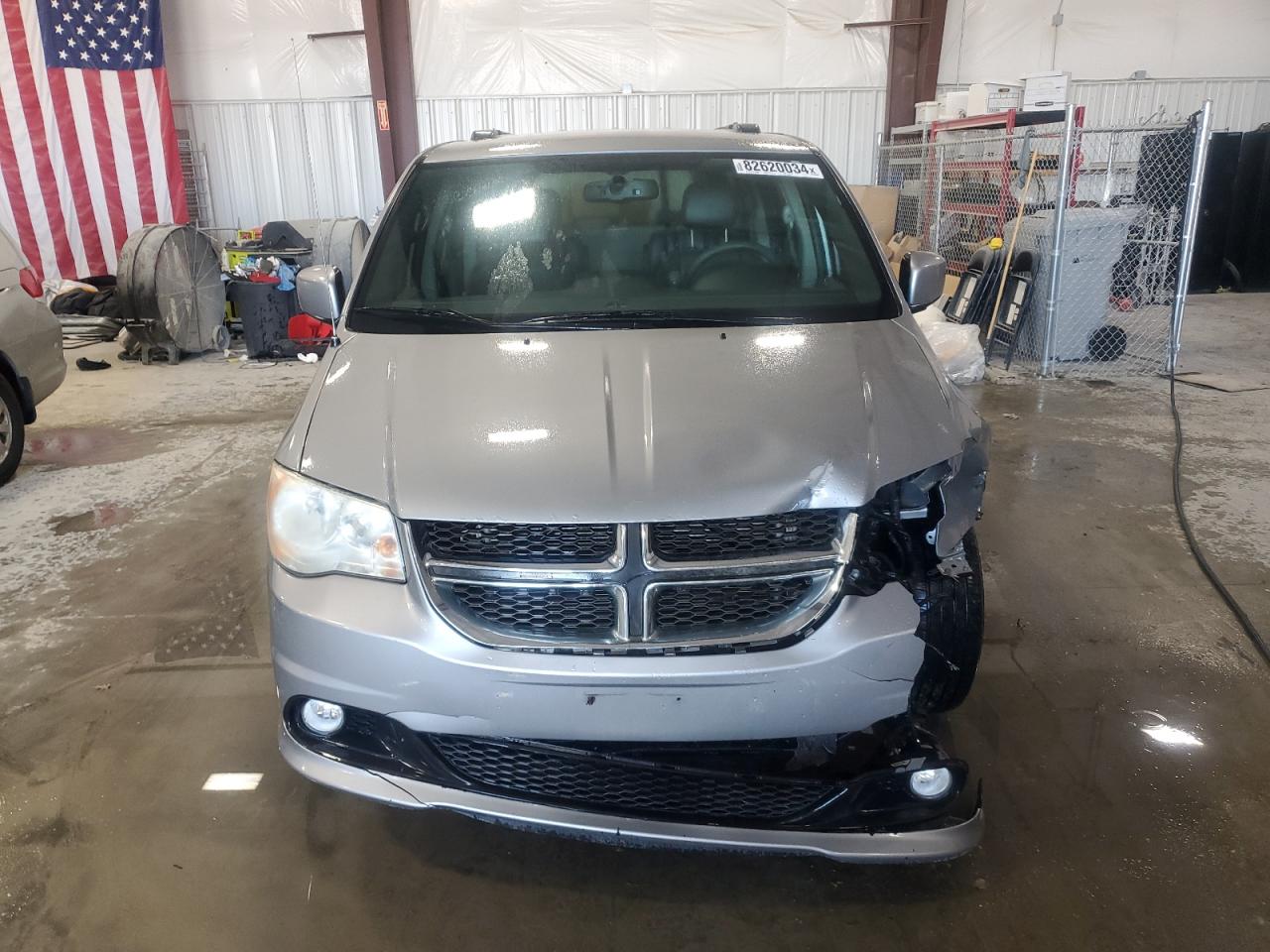 2014 Dodge Caravan - Image 5