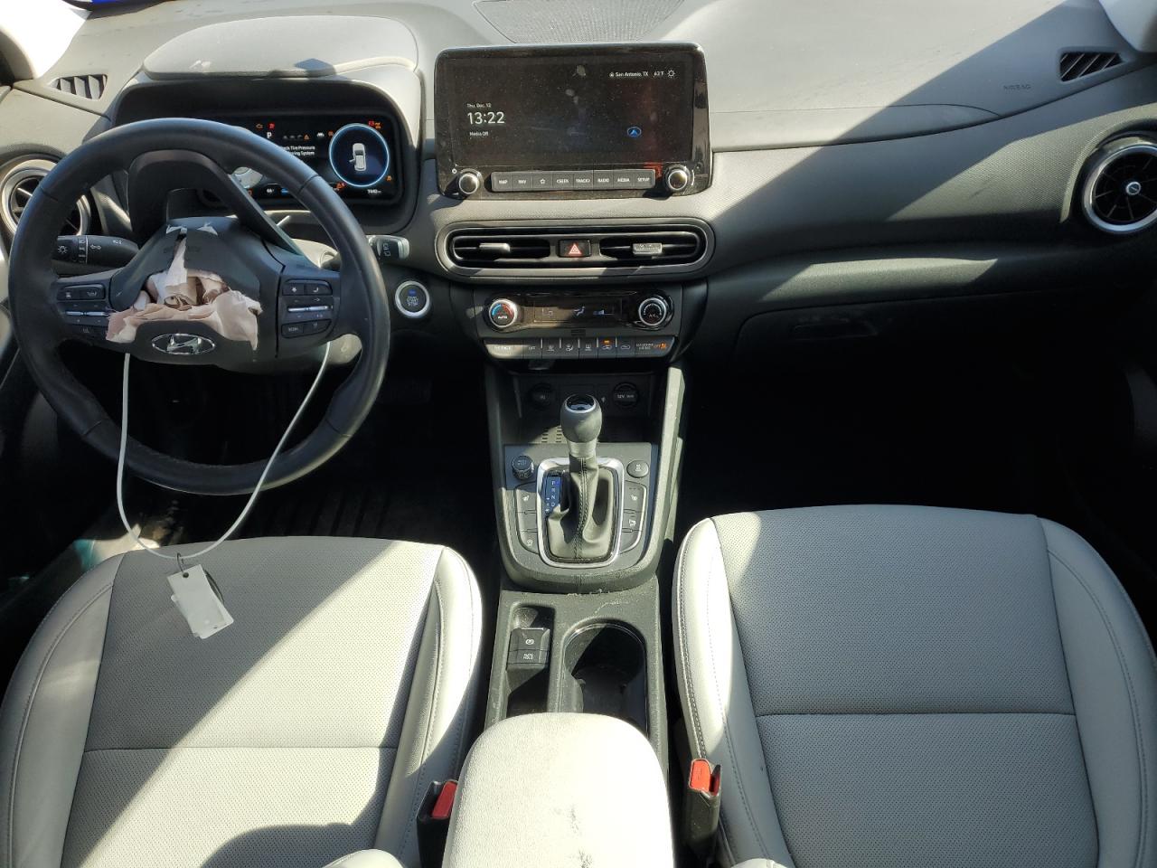 2023 Hyundai Kona - Image 8