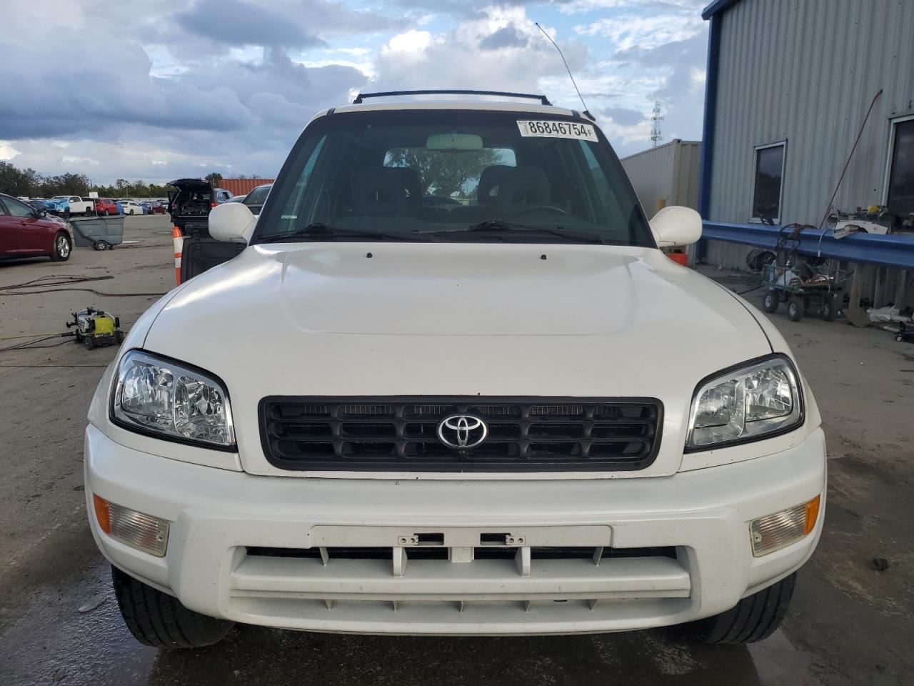 2000 Toyota RAV 4 - Image 5