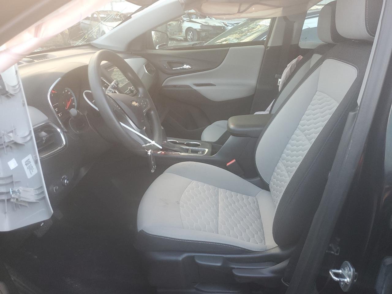 2020 Chevrolet Equinox - Image 7