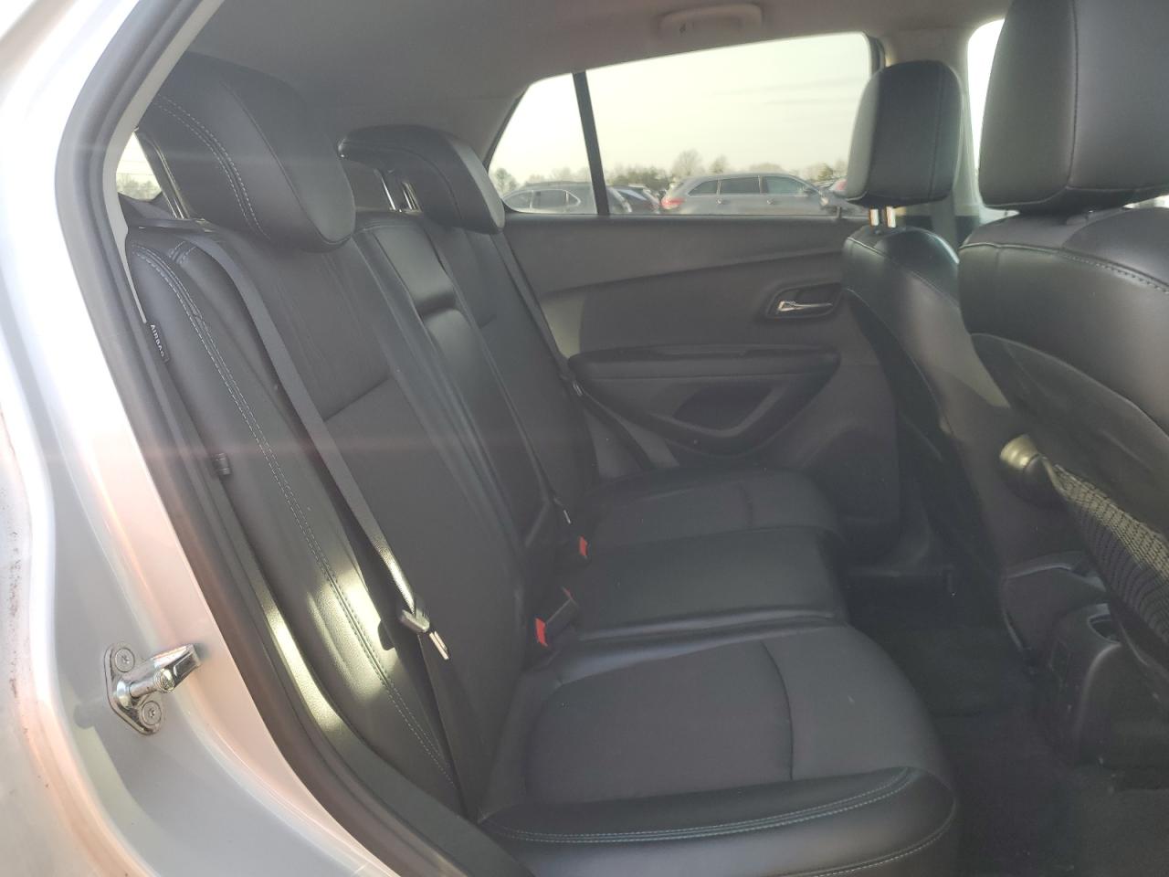 2016 Chevrolet Trax - Image 11