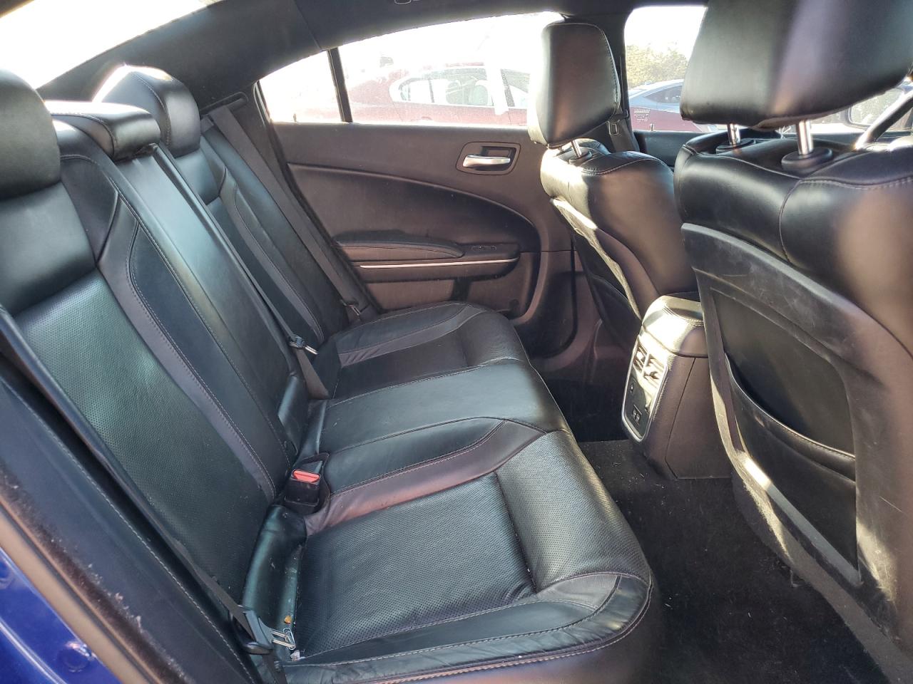 2019 Dodge Charger - Image 11