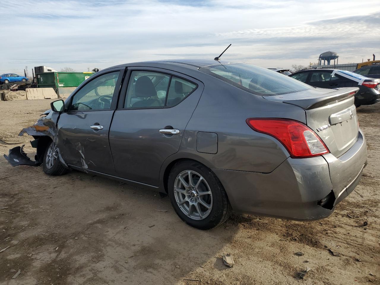 2019 Nissan Versa - Image 2