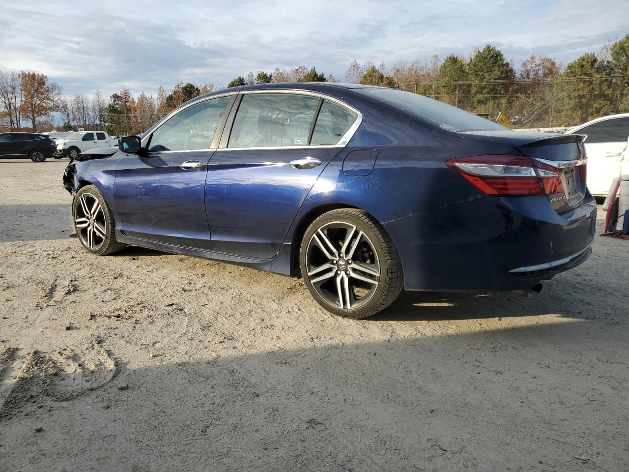 2016 Honda Accord - Image 2