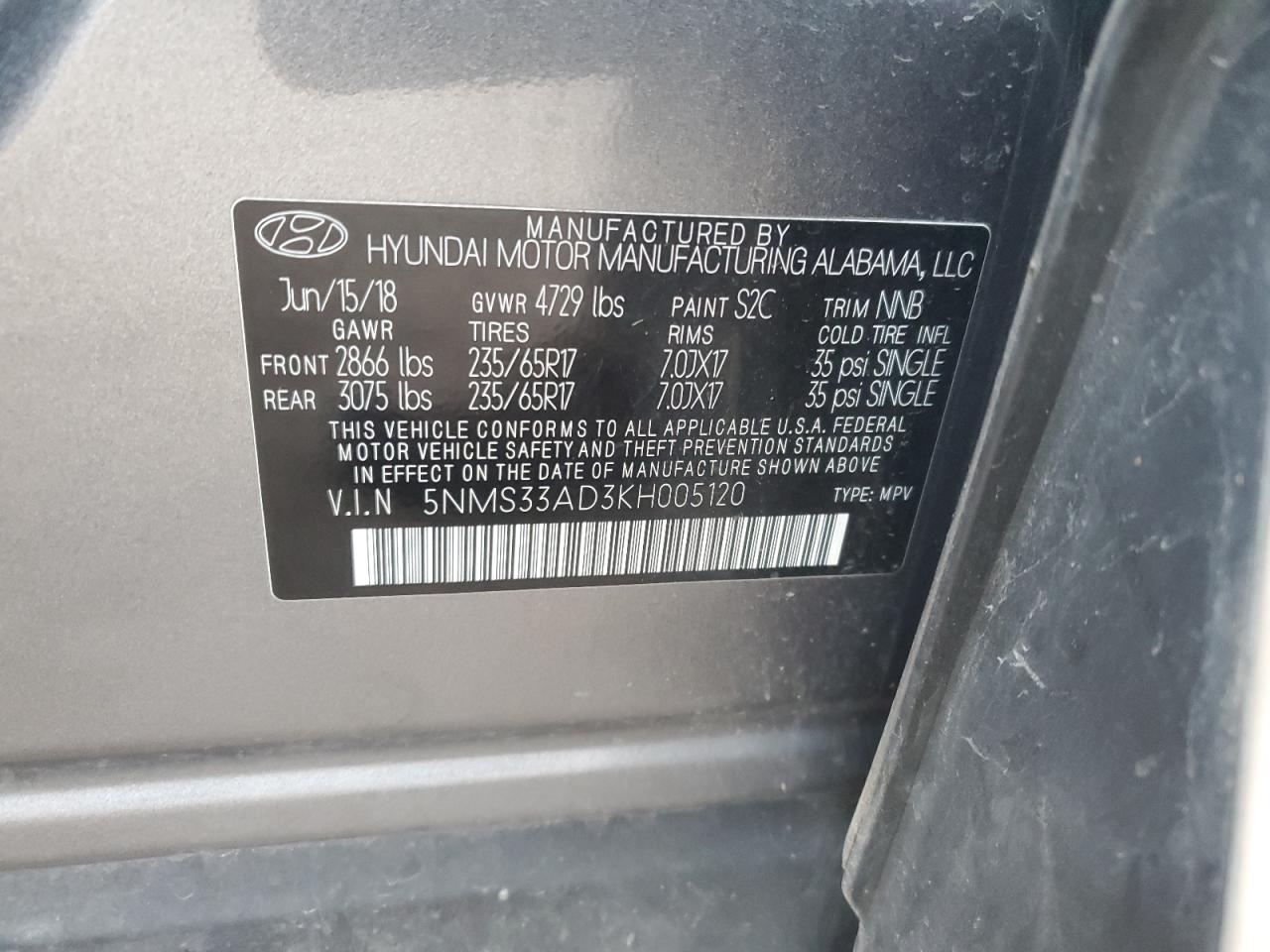 2019 Hyundai Santa Fe - Image 13
