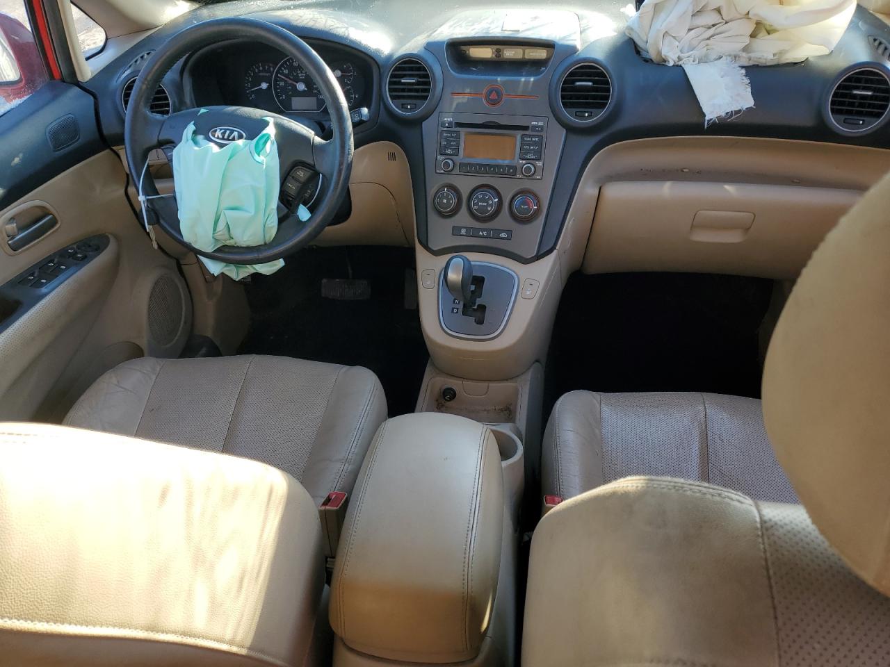 2009 Kia Rondo Base VIN: KNAFG528797277039 Lot: 84315414