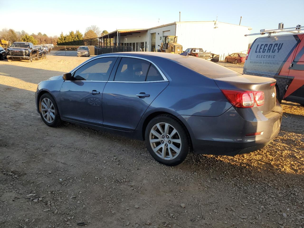 VIN 1G11E5SL3EF283503 2014 CHEVROLET MALIBU no.2