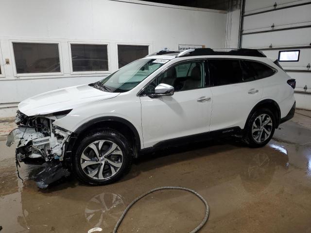  SUBARU OUTBACK 2020 White