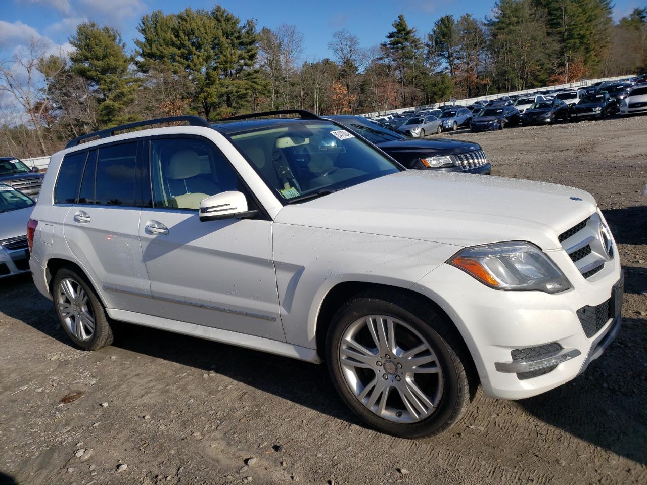 VIN WDCGG8JB9EG317258 2014 MERCEDES-BENZ GLK-CLASS no.4