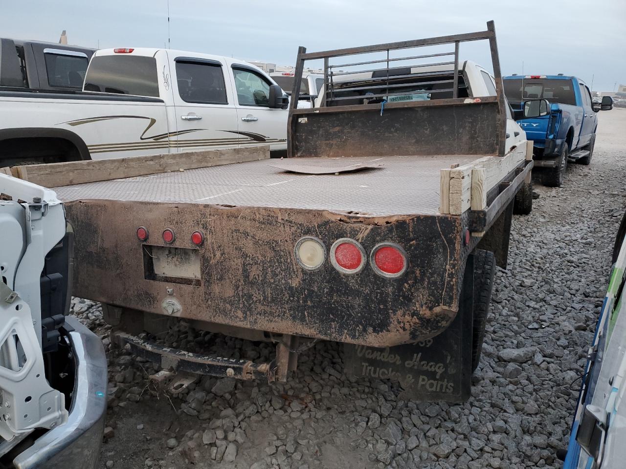2017 RAM 3500 - Image 3