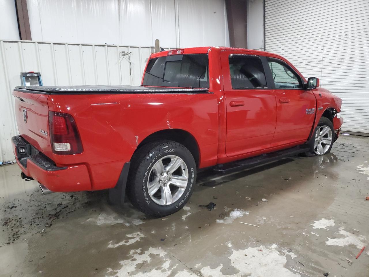 2016 RAM 1500 - Image 3
