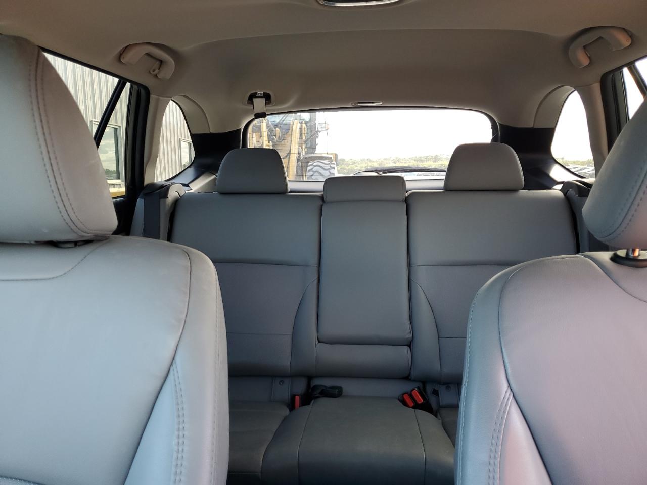 2019 Subaru Outback - Image 10
