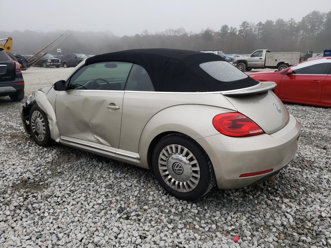 2013 Volkswagen Beetle - Image 2