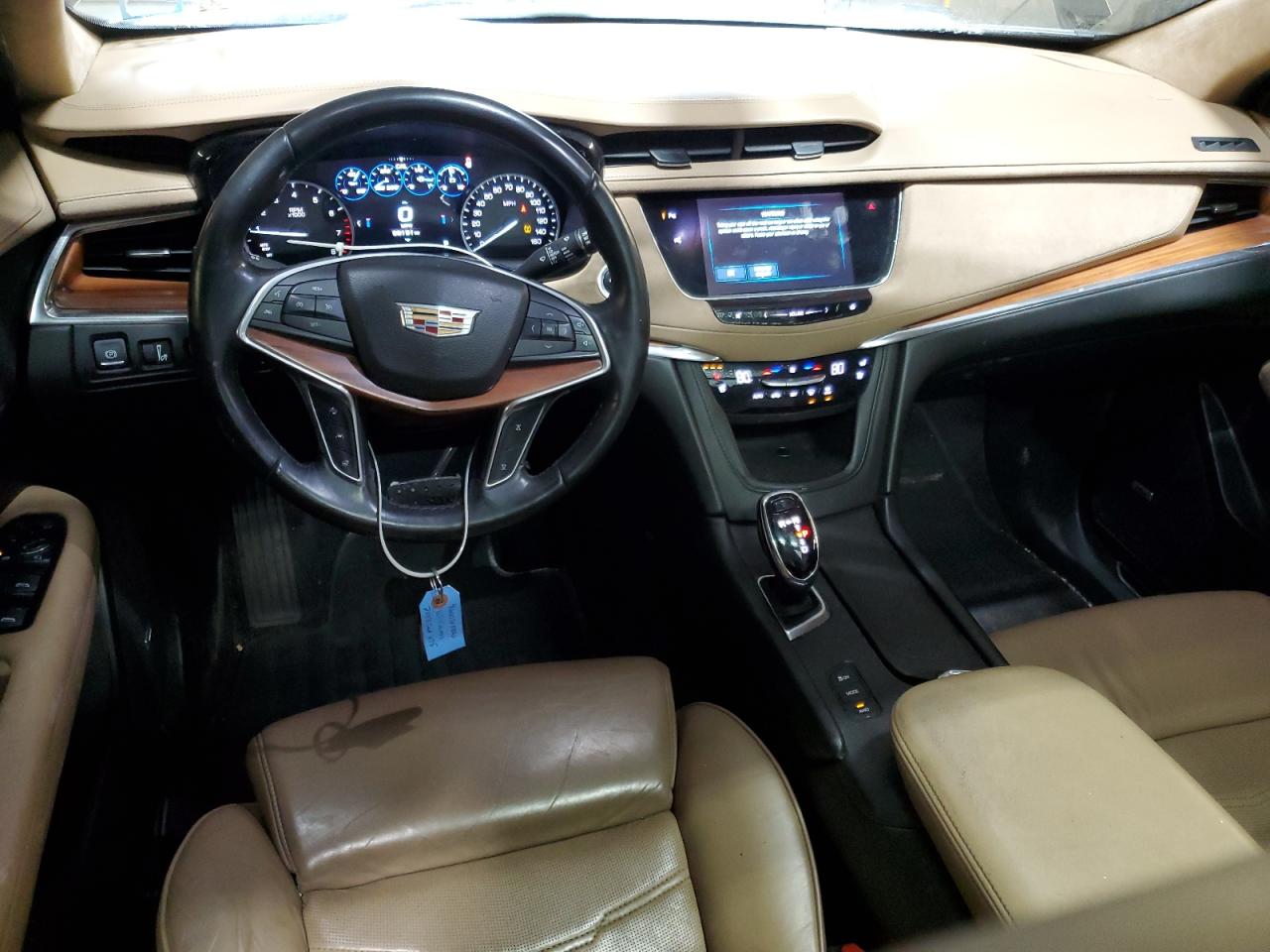 2017 Cadillac XT5 - Image 8