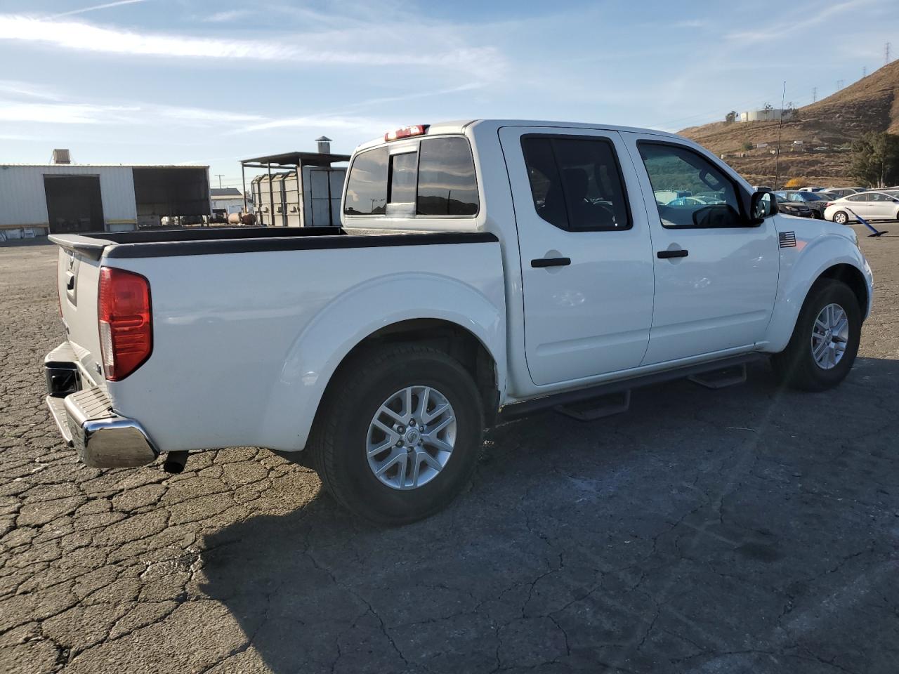 2016 Nissan Navara (Frontier) - Image 3