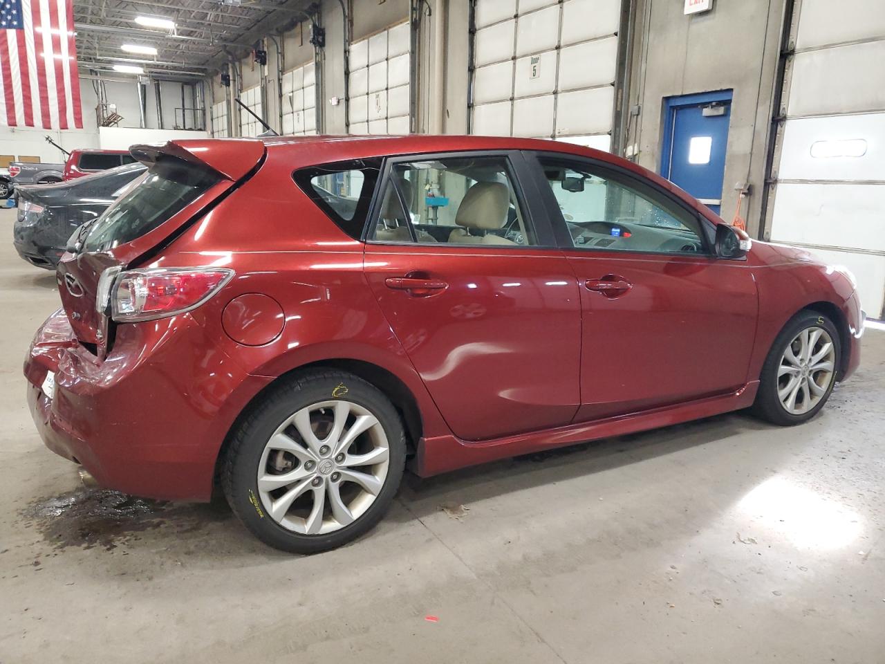 2010 Mazda 3 - Image 3