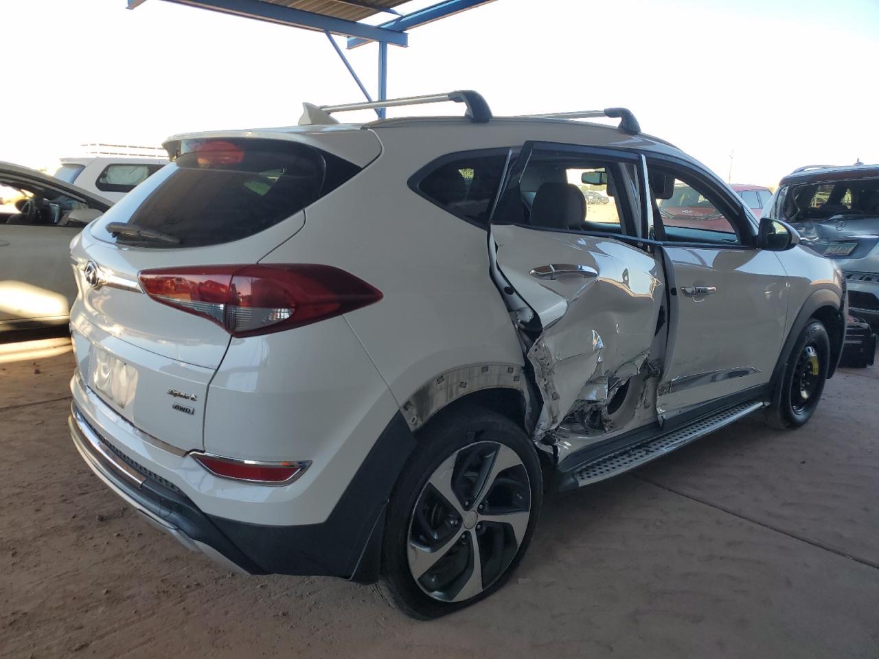 2016 Hyundai Tucson - Image 3