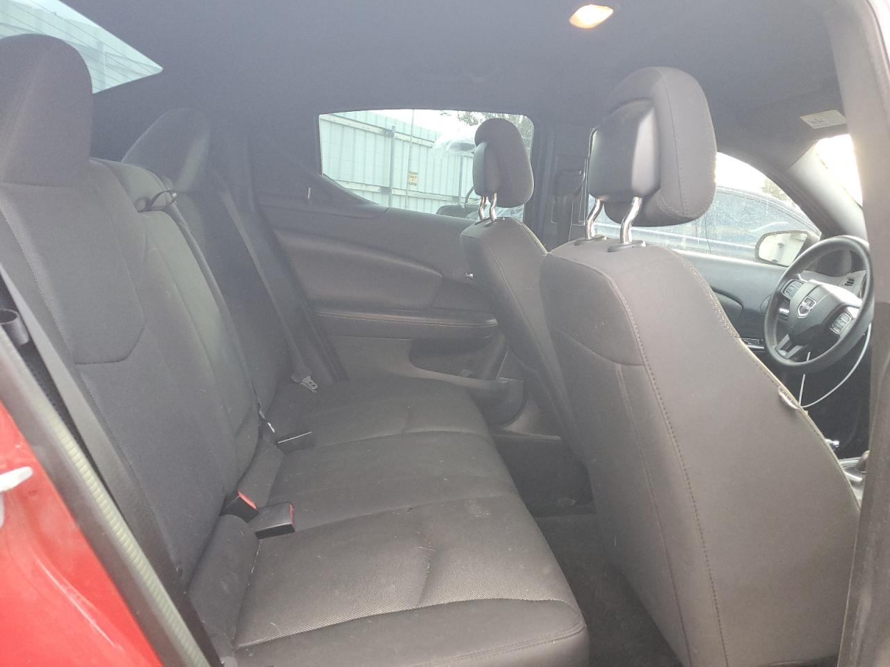 2013 Dodge Avenger - Image 10