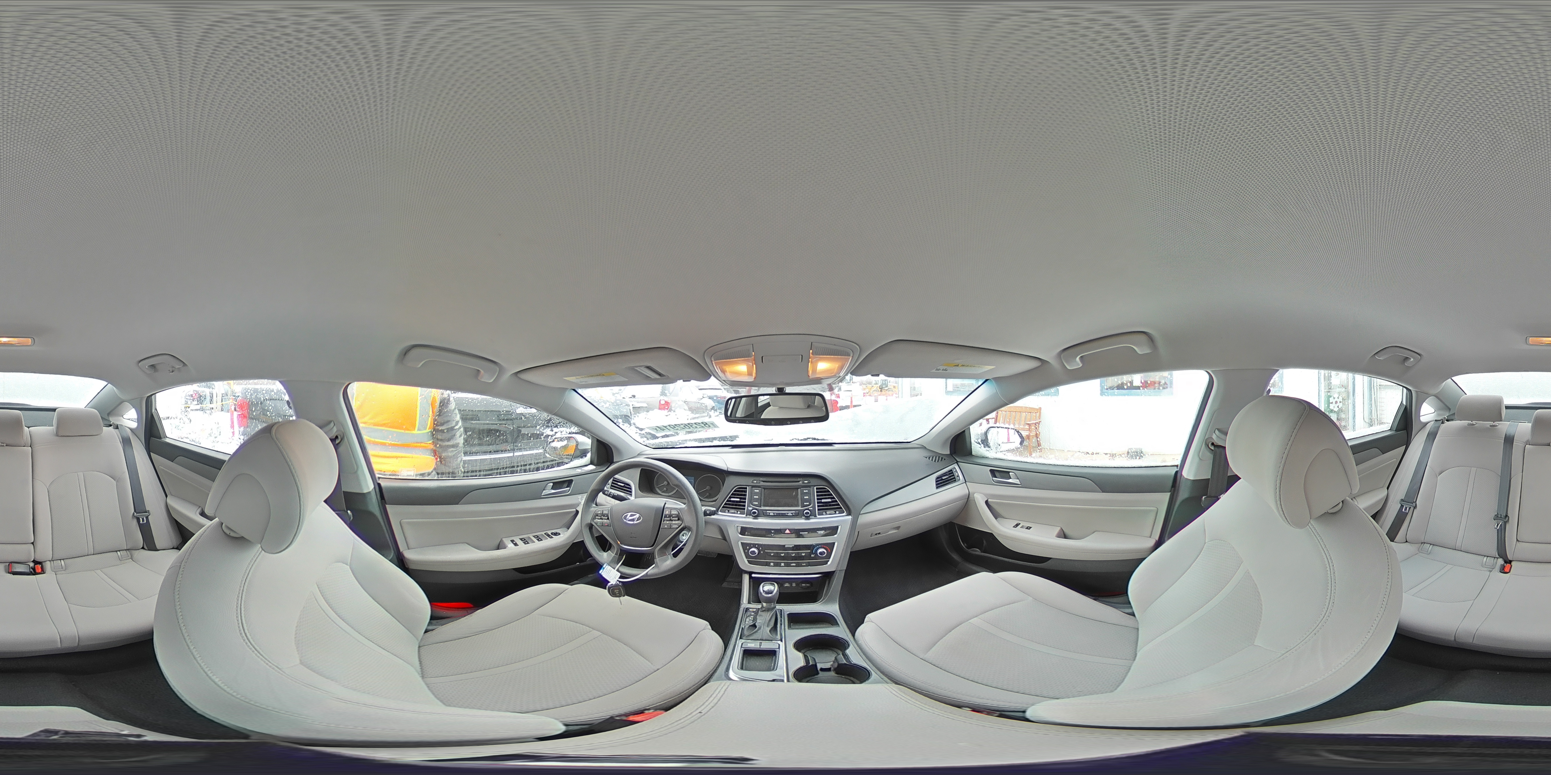2015 Hyundai Sonata - Image 14