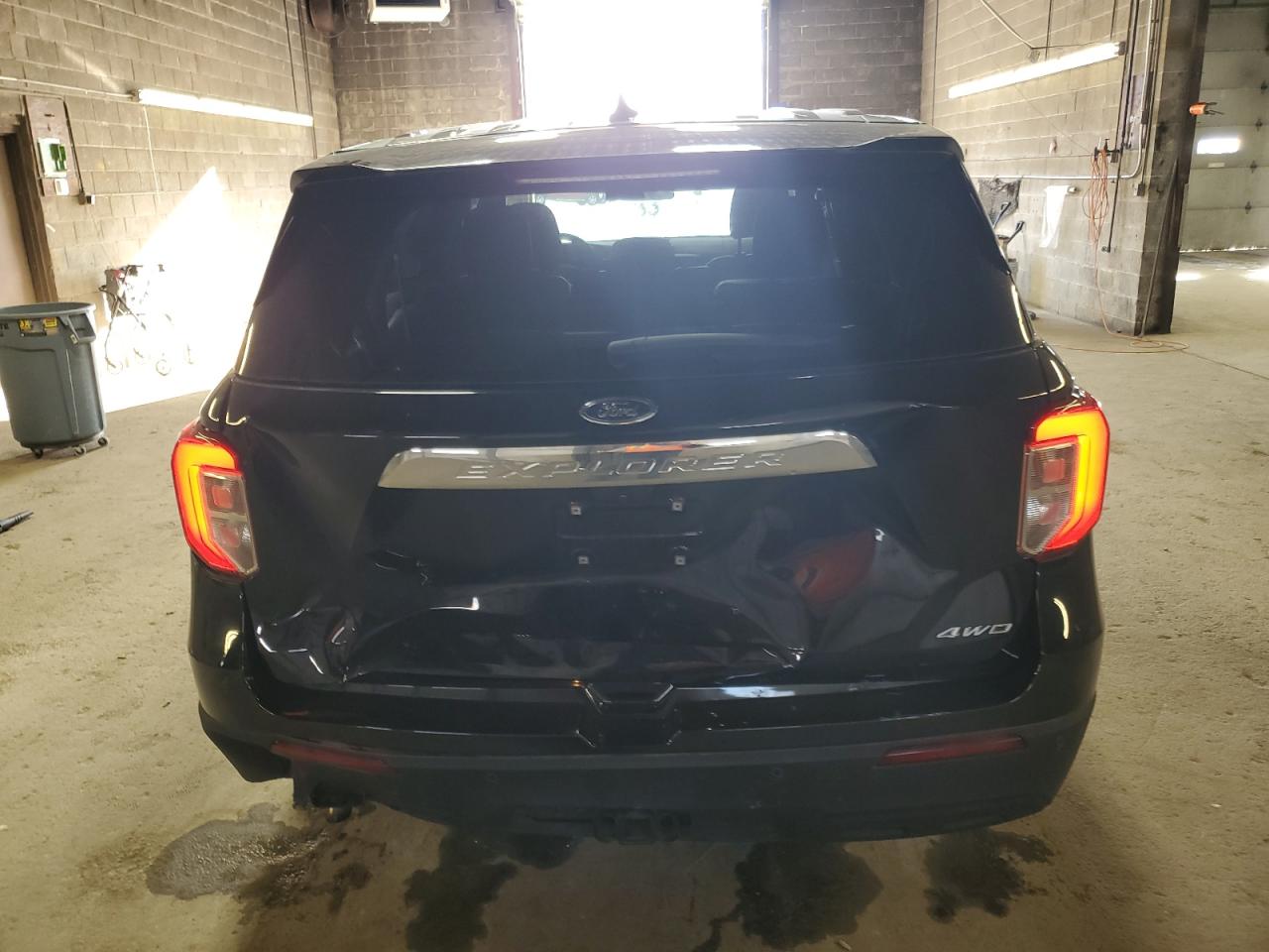 2021 Ford Explorer - Image 6