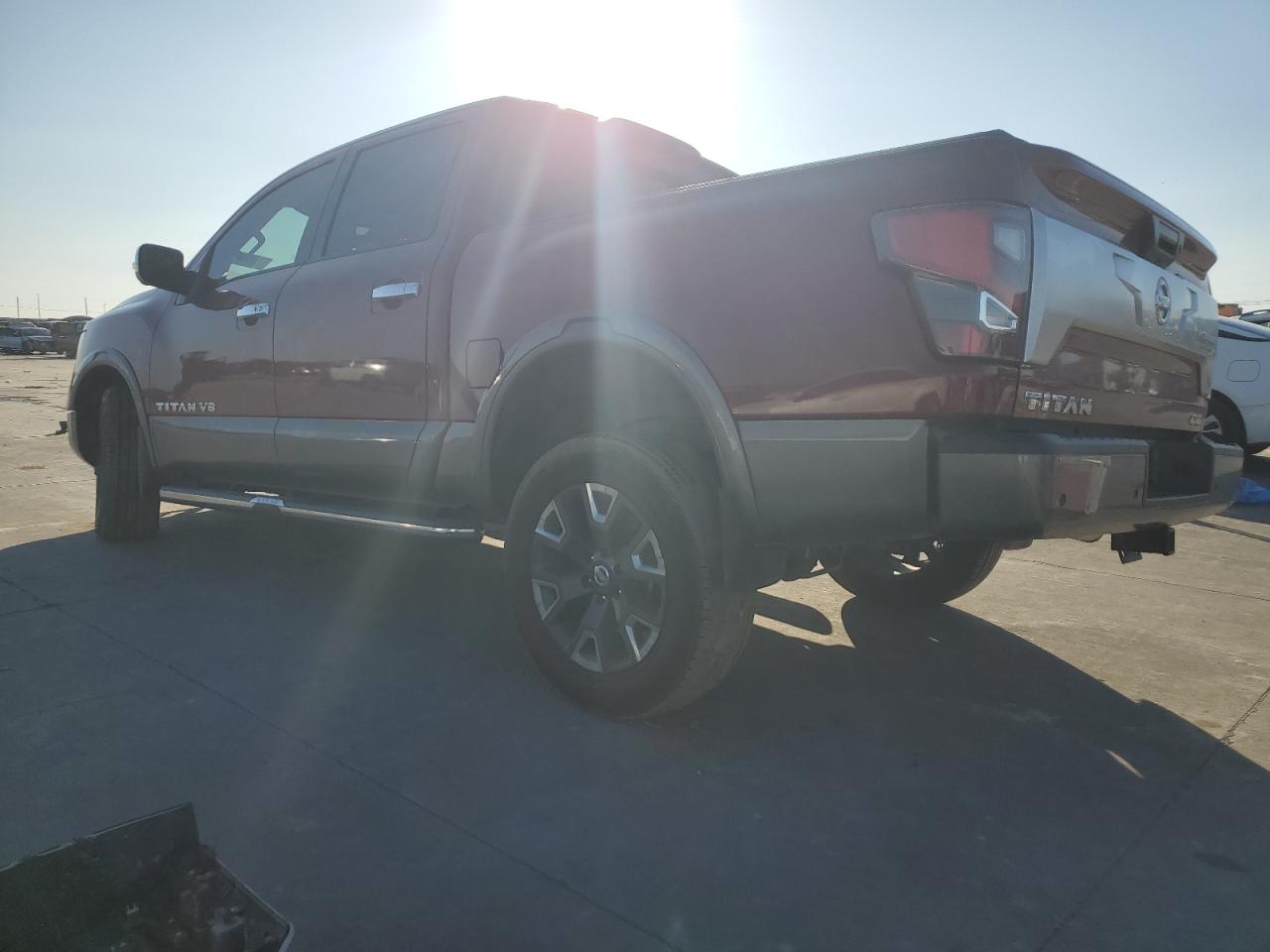 2020 Nissan Titan - Image 2