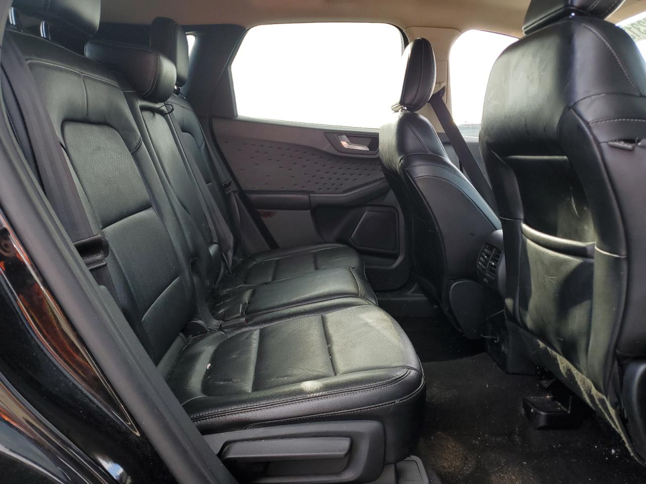 1FMCU9J90LUB16133 FORD ESCAPE 2020