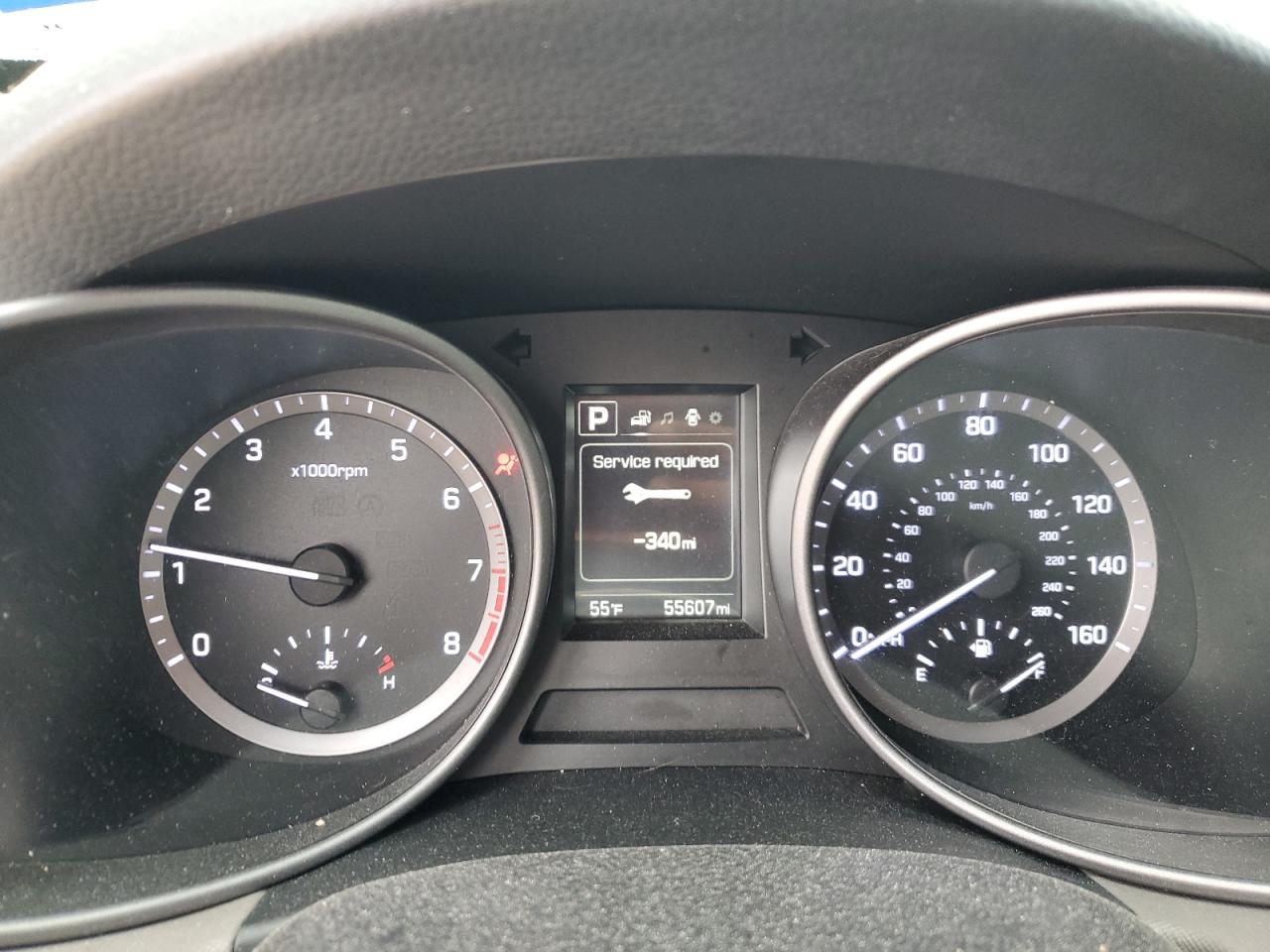 2018 Hyundai Santa Fe - Image 9