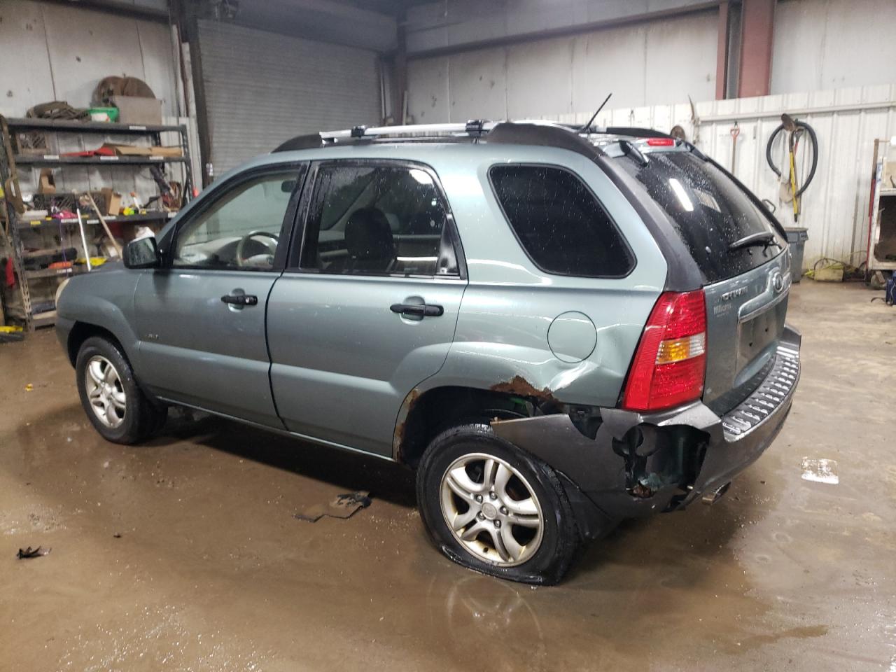 2007 Kia Sportage - Image 2