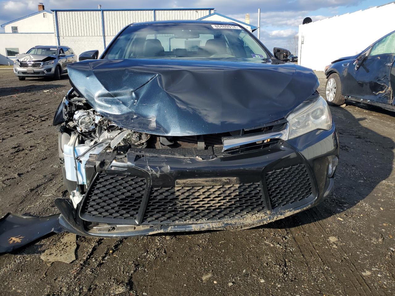 VIN 4T1BF1FK4GU532758 2016 TOYOTA CAMRY no.5