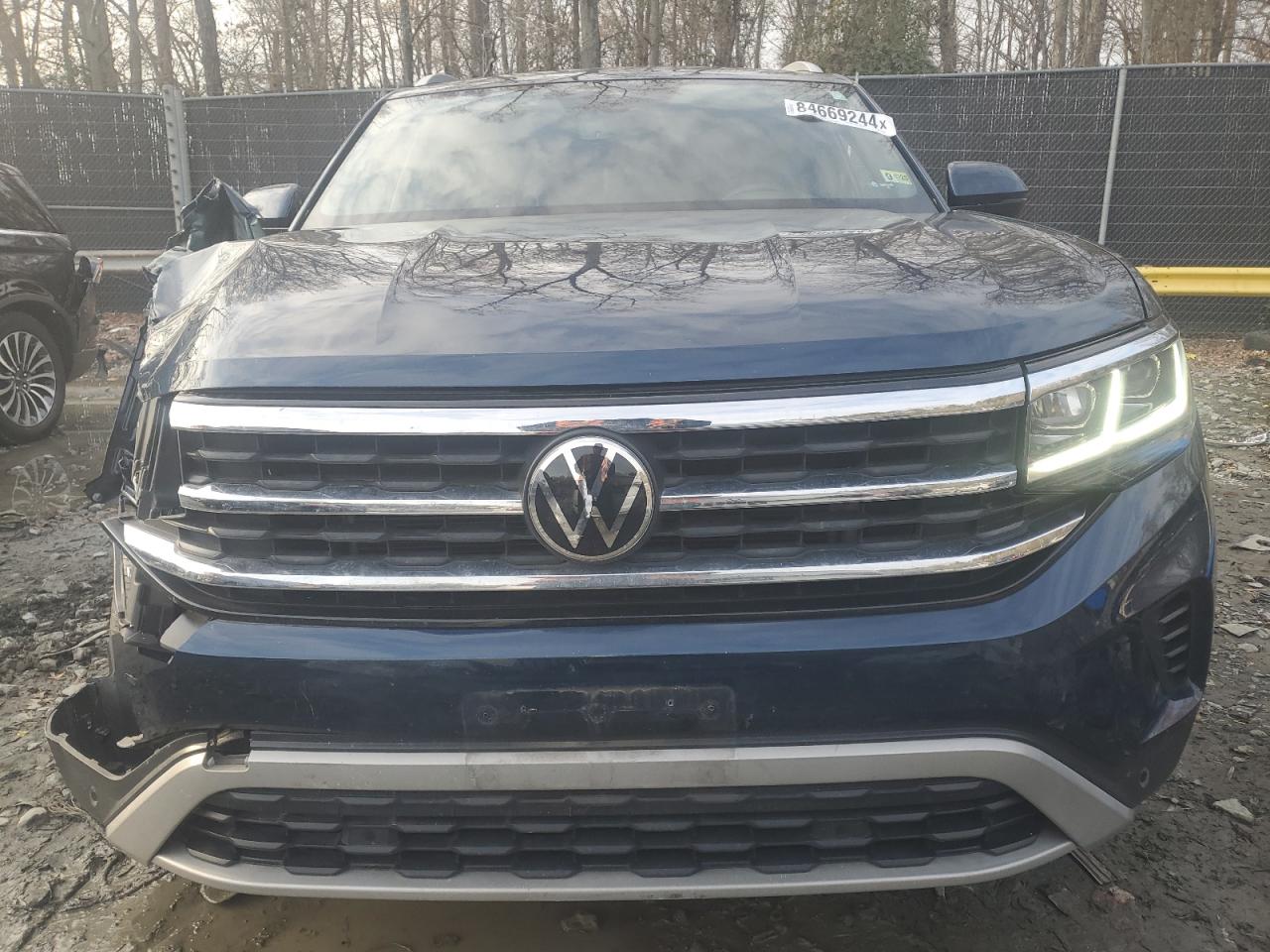 2020 Volkswagen Atlas - Image 5