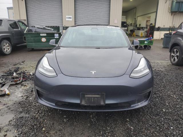  TESLA MODEL 3 2019 Сірий