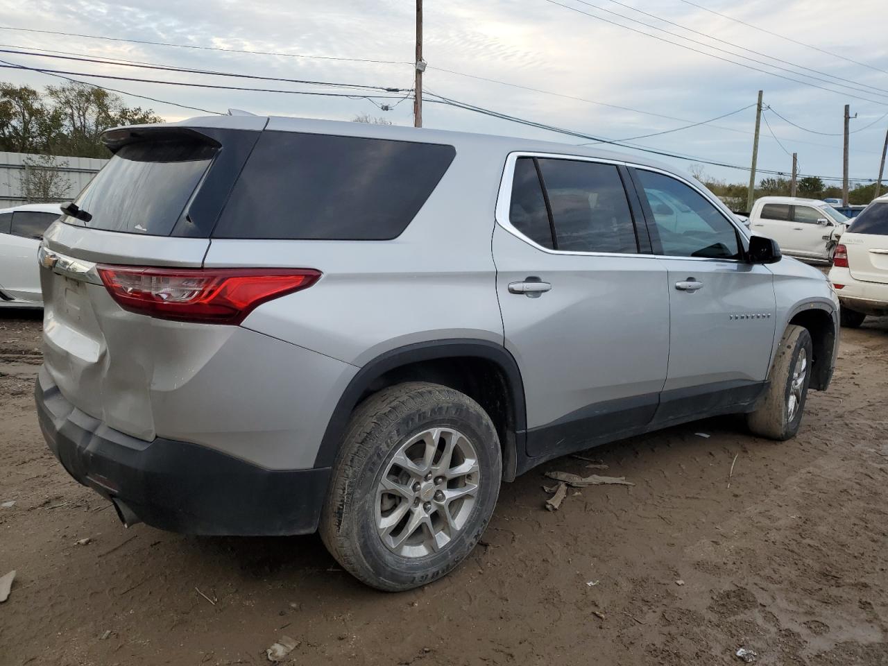 2020 Chevrolet Traverse - Image 3