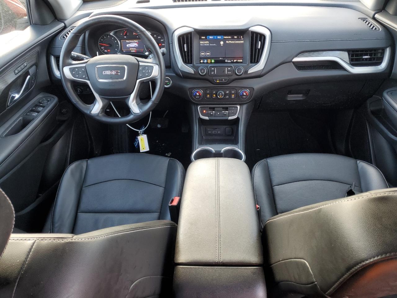 2022 GMC Terrain - Image 8
