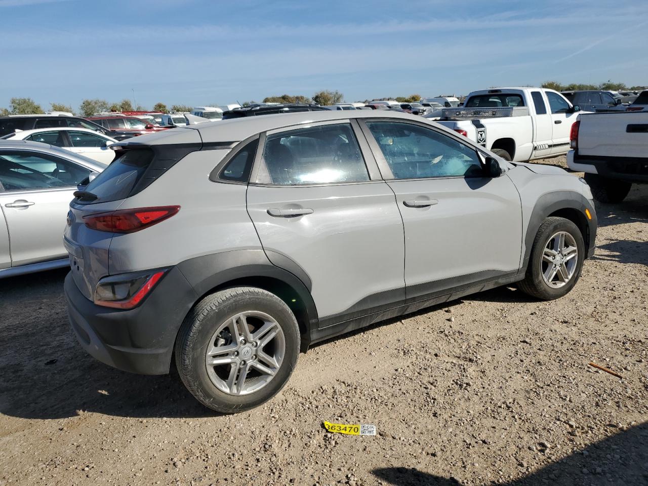 VIN KM8K22AB5PU038823 2023 HYUNDAI KONA no.3