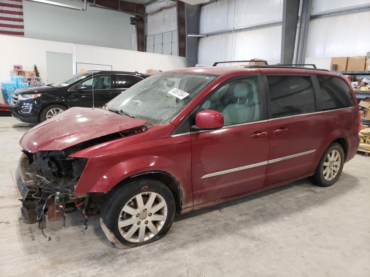 2014 Chrysler Town & Country Touring იყიდება Greenwood-ში, NE - Front End
