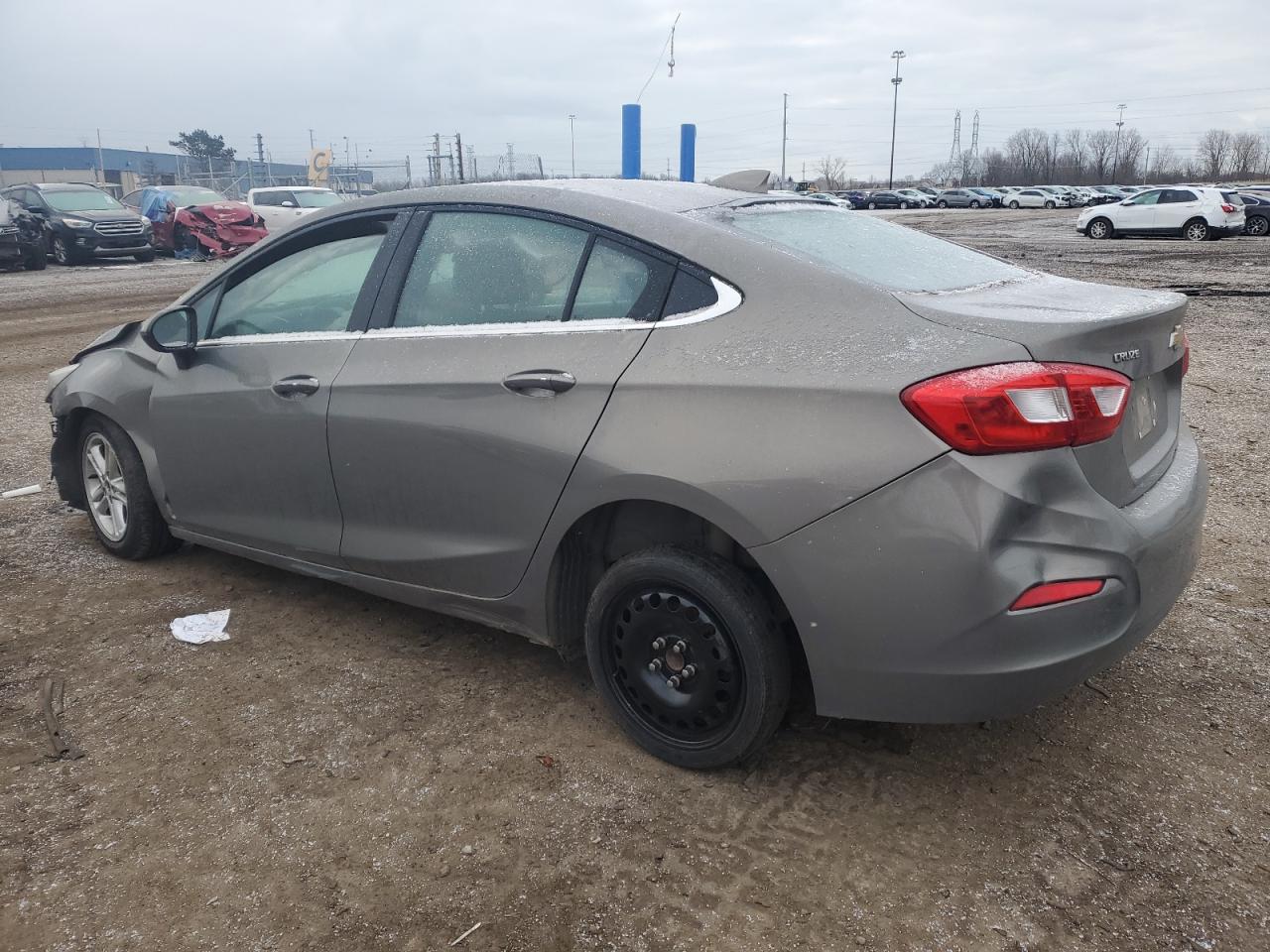 2017 Chevrolet Cruze - Image 2