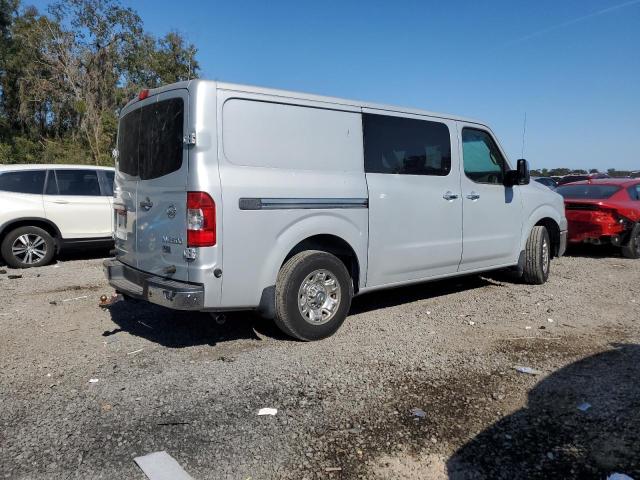  NISSAN NV 2015 Srebrny