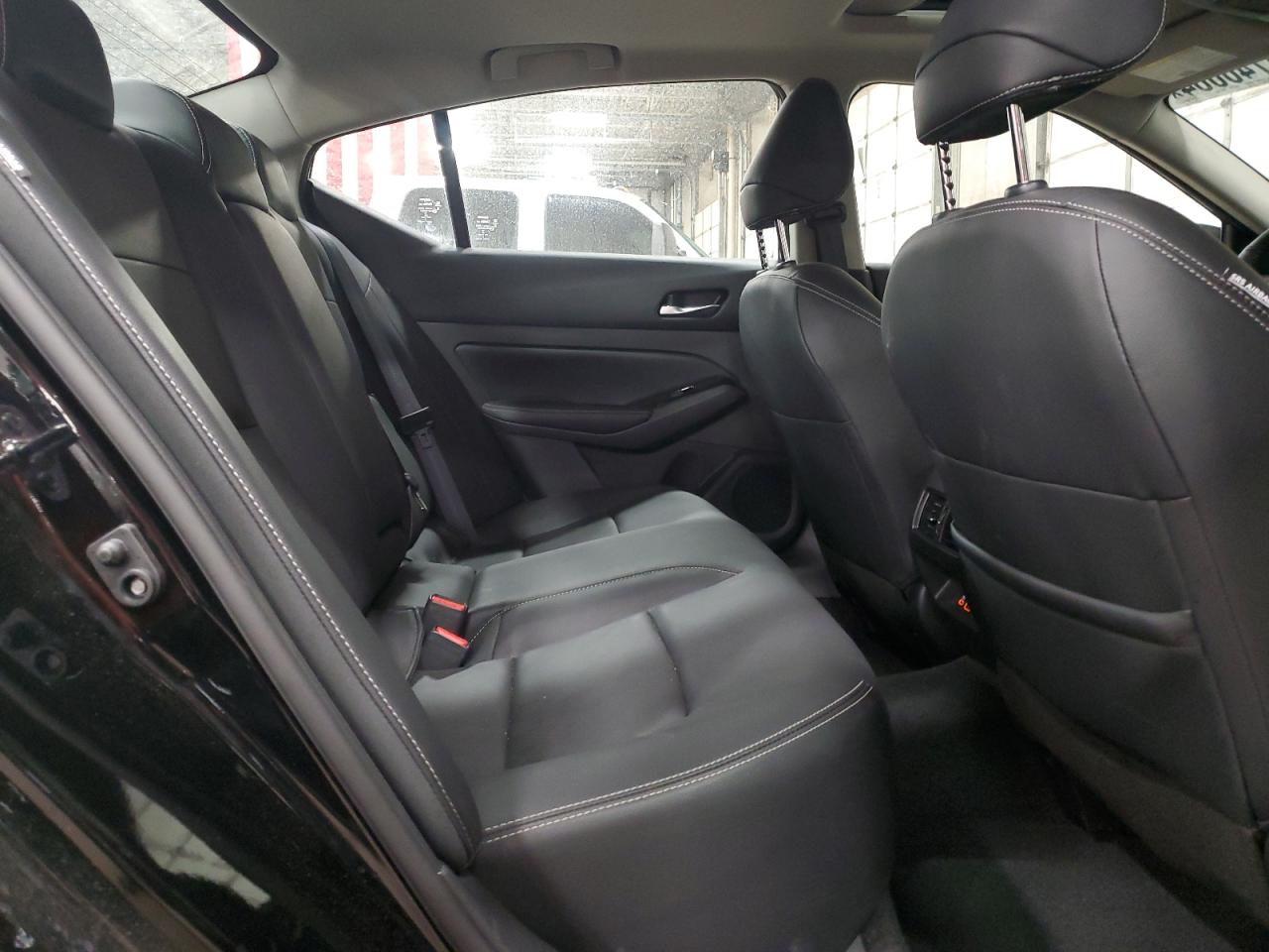 2024 Nissan Altima - Image 10