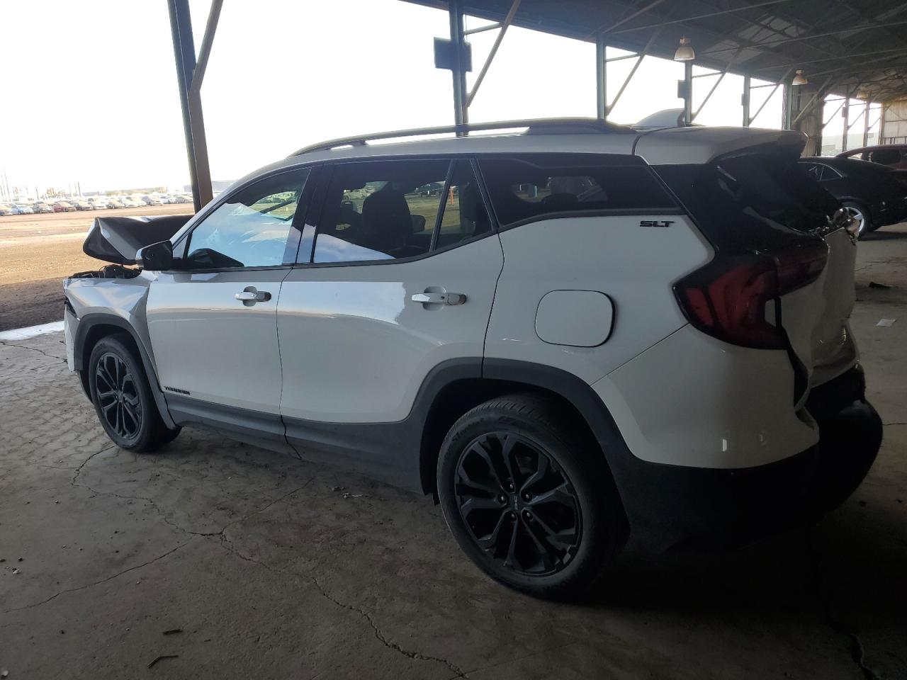 2020 GMC Terrain - Image 2
