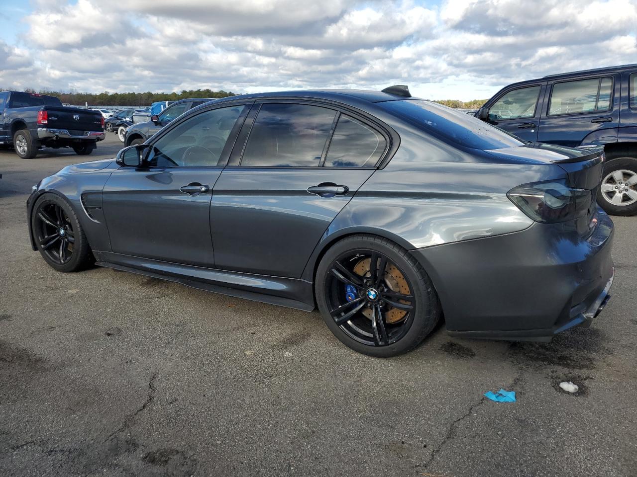 VIN WBS8M9C55H5G42422 2017 BMW M3 no.2