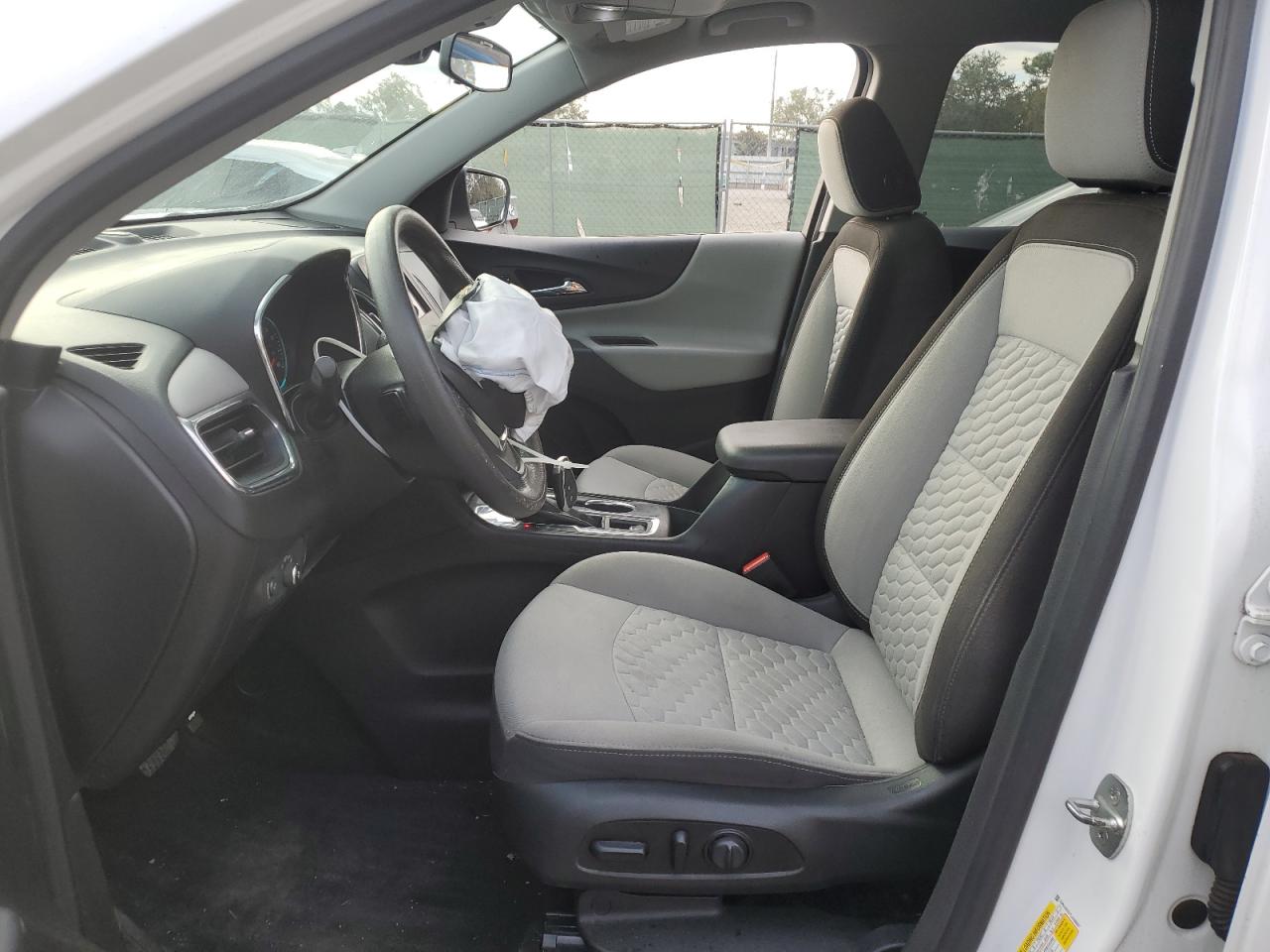 2020 Chevrolet Equinox - Image 7